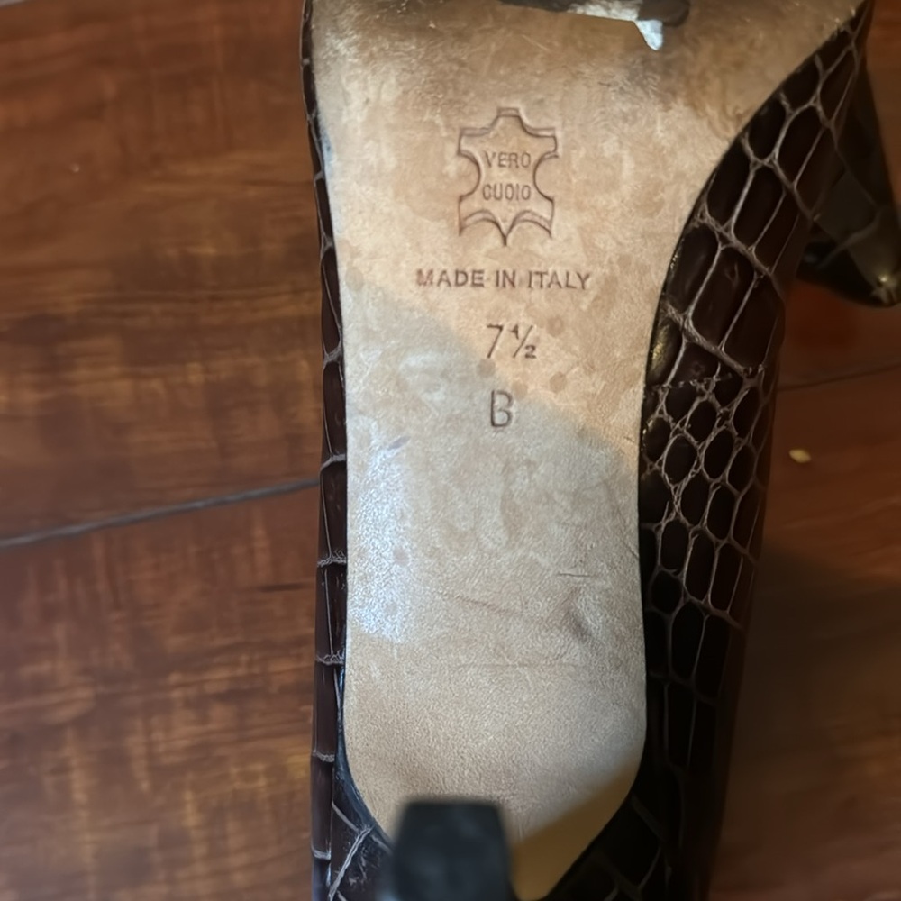 Brown Brown - image 7